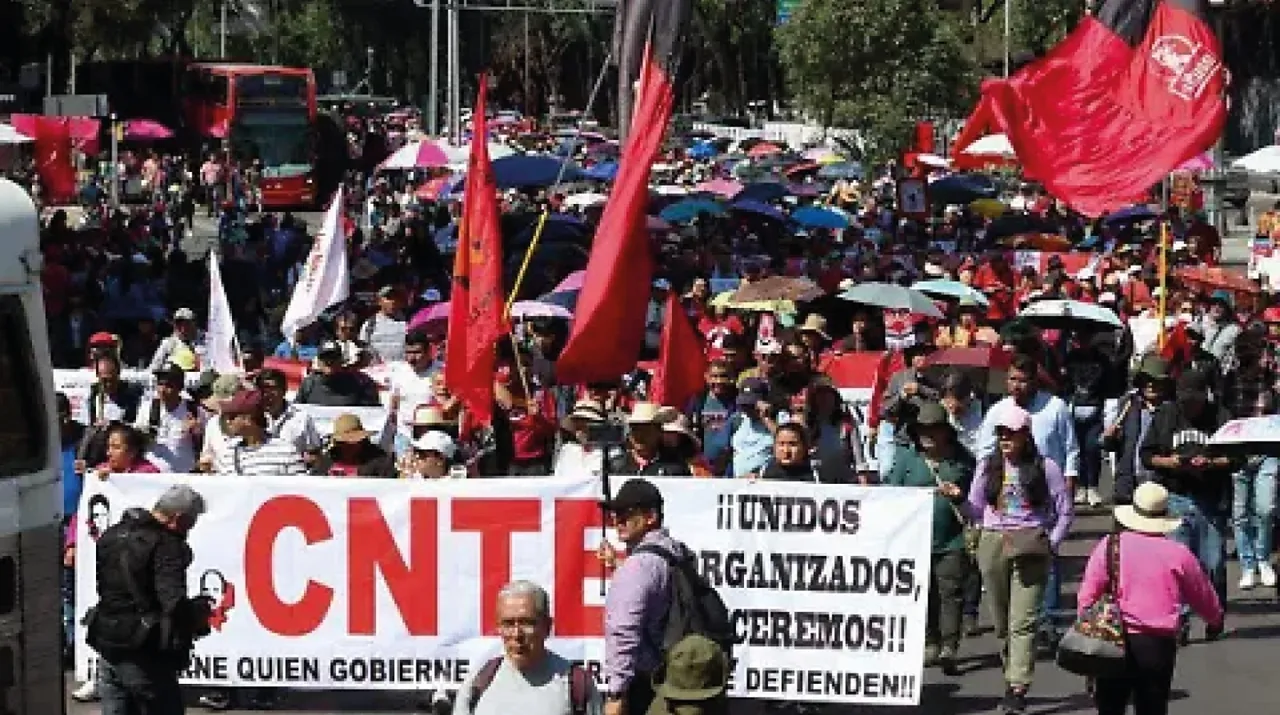 CapitaliCaos: CNTE paraliza la Ciudad de México