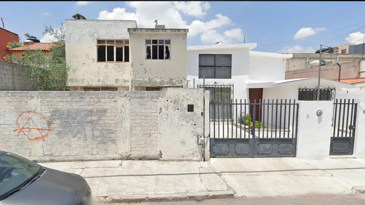 Casa Mijangos. Llantos eternos