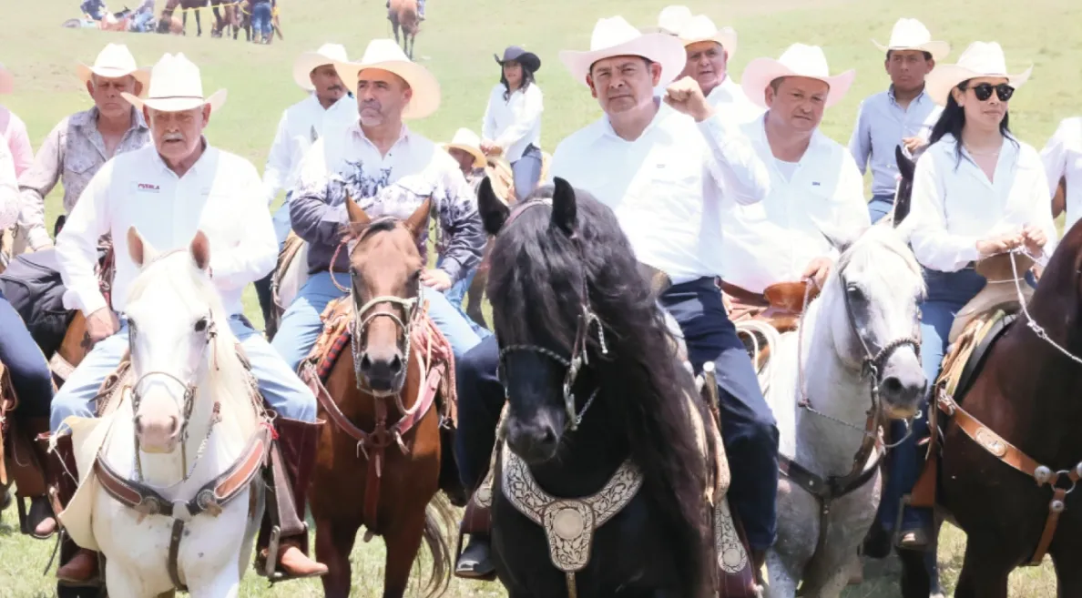Cabalgata, la conservación de una tradición ecuestre Cabalgata, la conservación de una tradición ecuestre