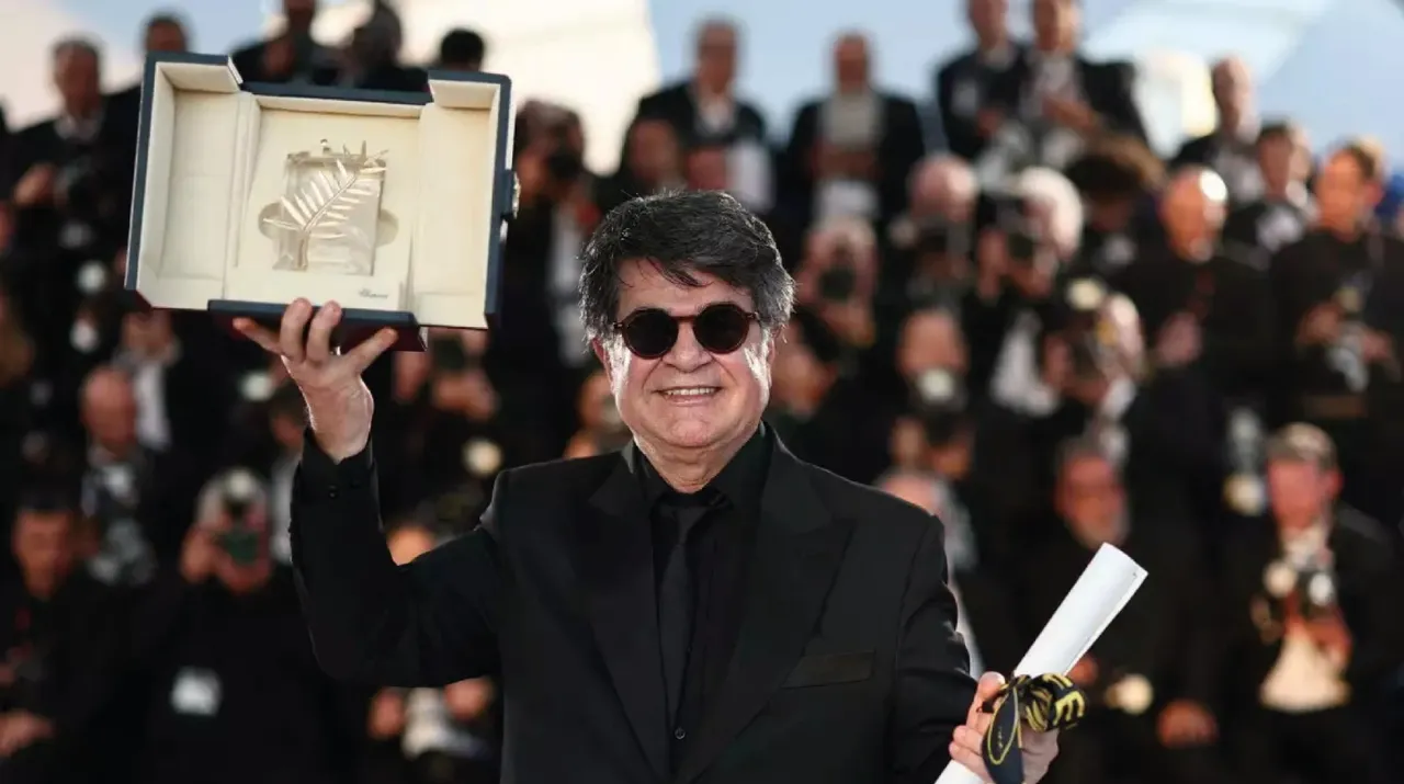 Película Iraní se lleva las Palmas de Oro en Cannes Película Iraní se lleva las Palmas de Oro en Cannes