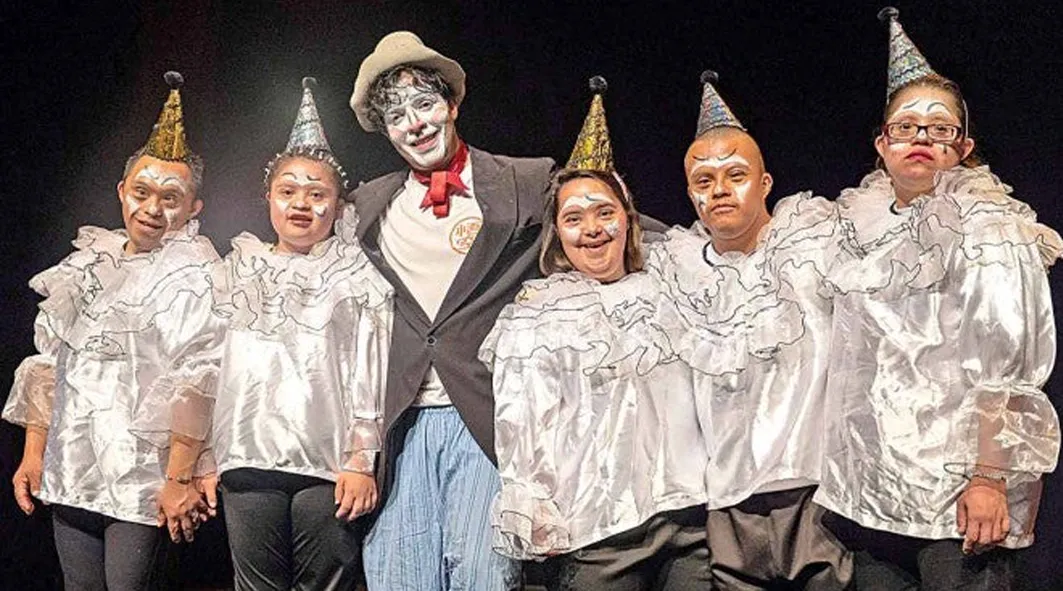 Síndrome de clown, la puesta en escena que nos enseña un mundo…