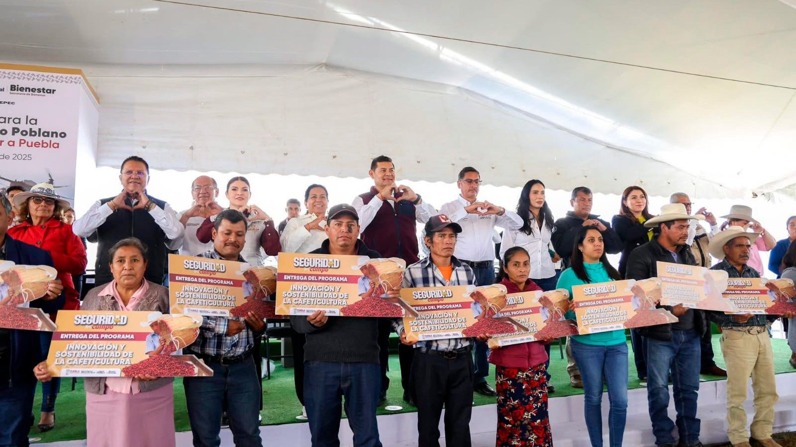 Más de 84 mdp a Ahuazotepec para el bienestar del campo