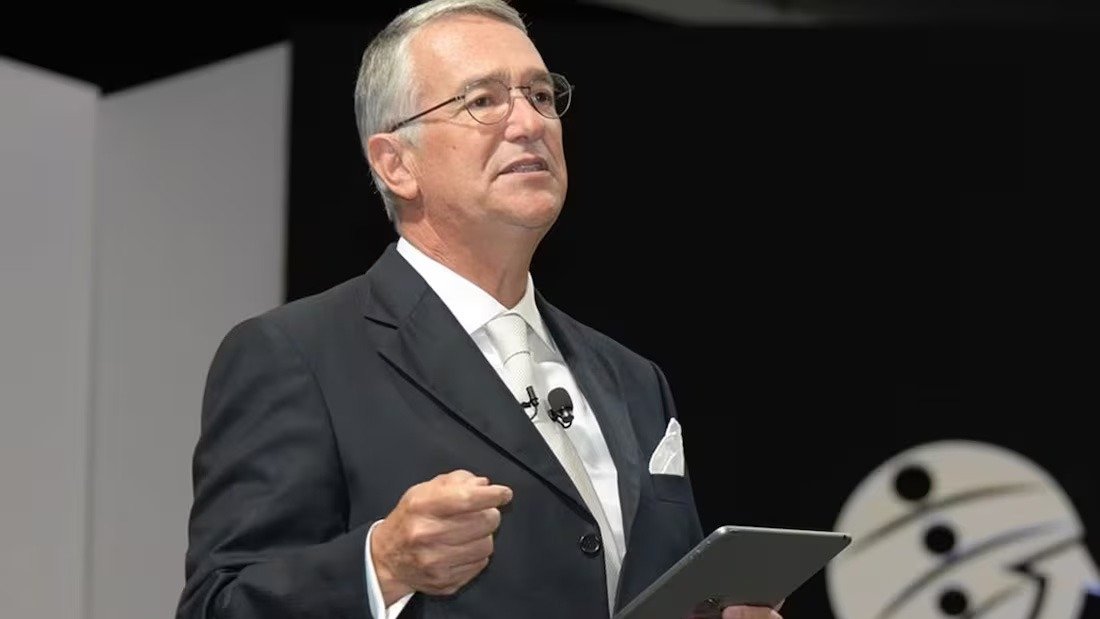 Más de 20 años en el ojo público. Ricardo Salinas Pliego