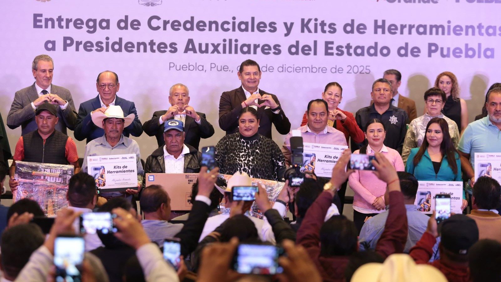 Puebla fortalece a Juntas Auxiliares con obras comunitarias