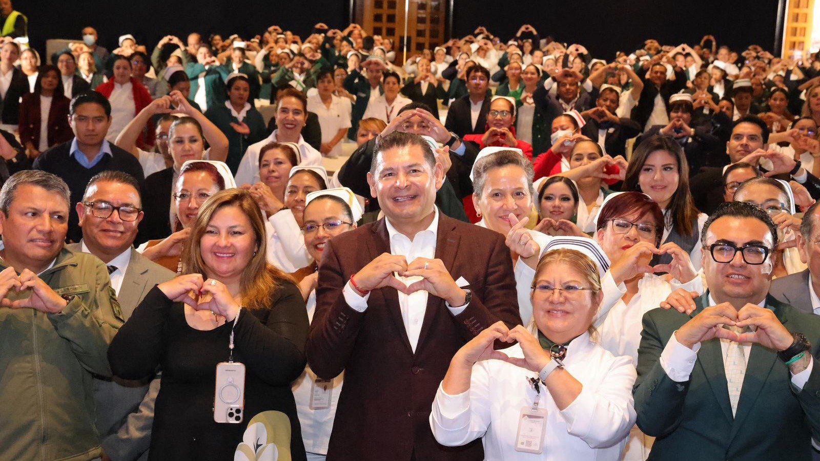 Gobierno de Puebla celebra a las y los enfermeros