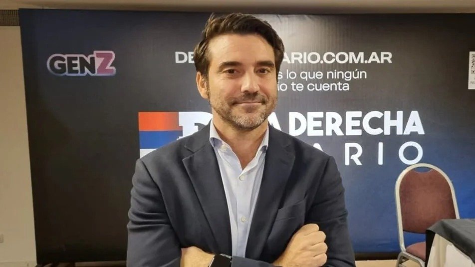 Negre “echa de cabeza” a Salinas Pliego