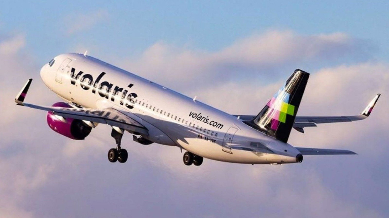Volaris reconoce el potencial económico y turístico de Puebla
