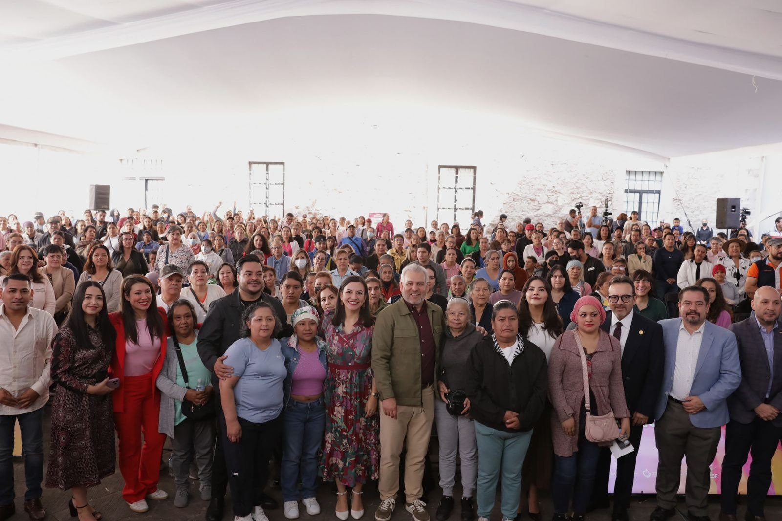 Michoacán alcanza meta histórica en apoyos contra el cáncer