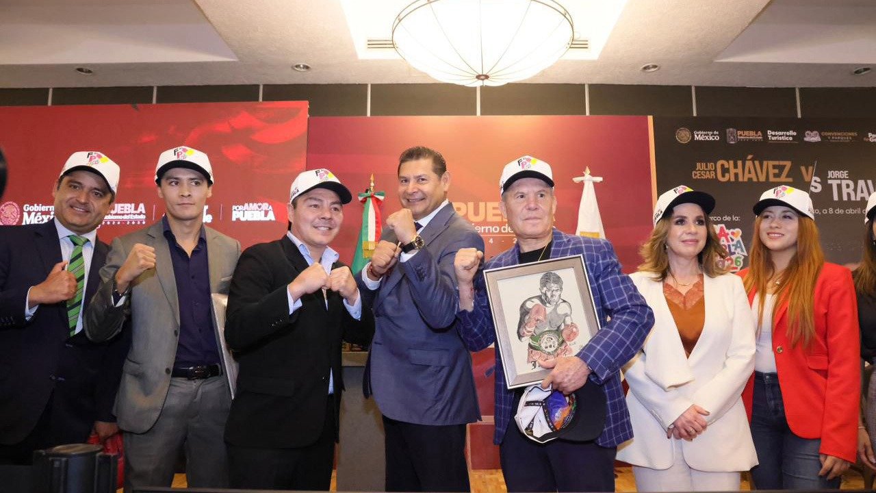 Julio Cesar Chavez VS Jorge “Travieso” Arce, desde Puebla