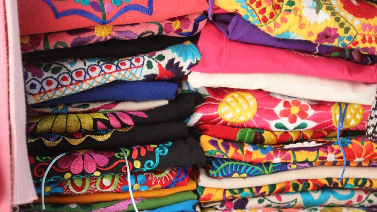 Bordados poblanos hacia reconocimiento como patrimonio cultural intangible
