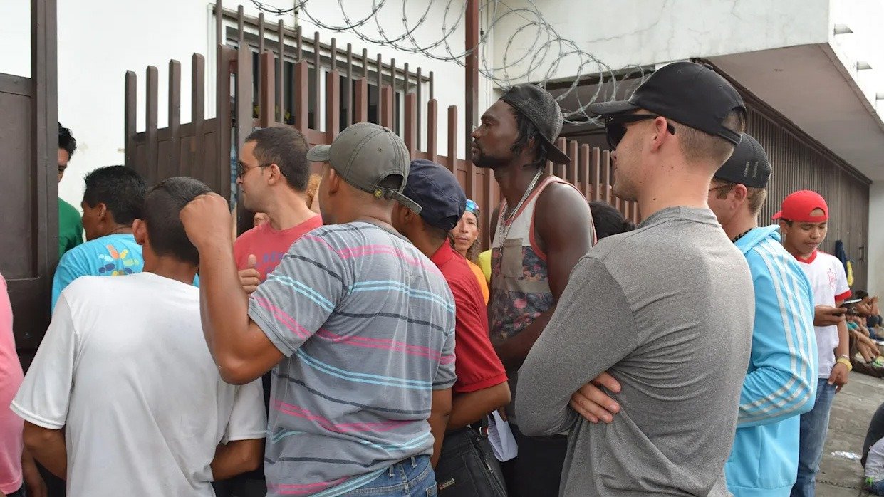 EU abandona a 4,353 cubanos en México: HRW