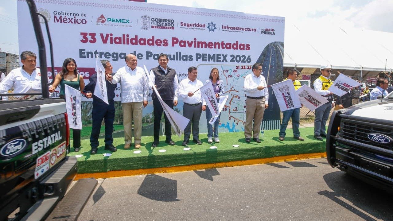Alejandro Armenta inaugura 33 nuevas vialidades pavimentadas en Puebla
