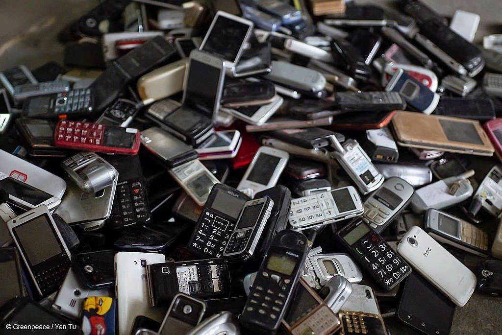 Celulares y libretas usadas serán reciclados para beneficiar a estudiantes de Puebla
