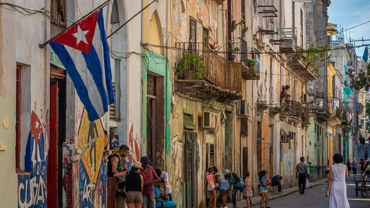 Cuba quedará sin Visa y Mastercard: nuevo golpe financiero profundiza el aislamiento económico de la isla
