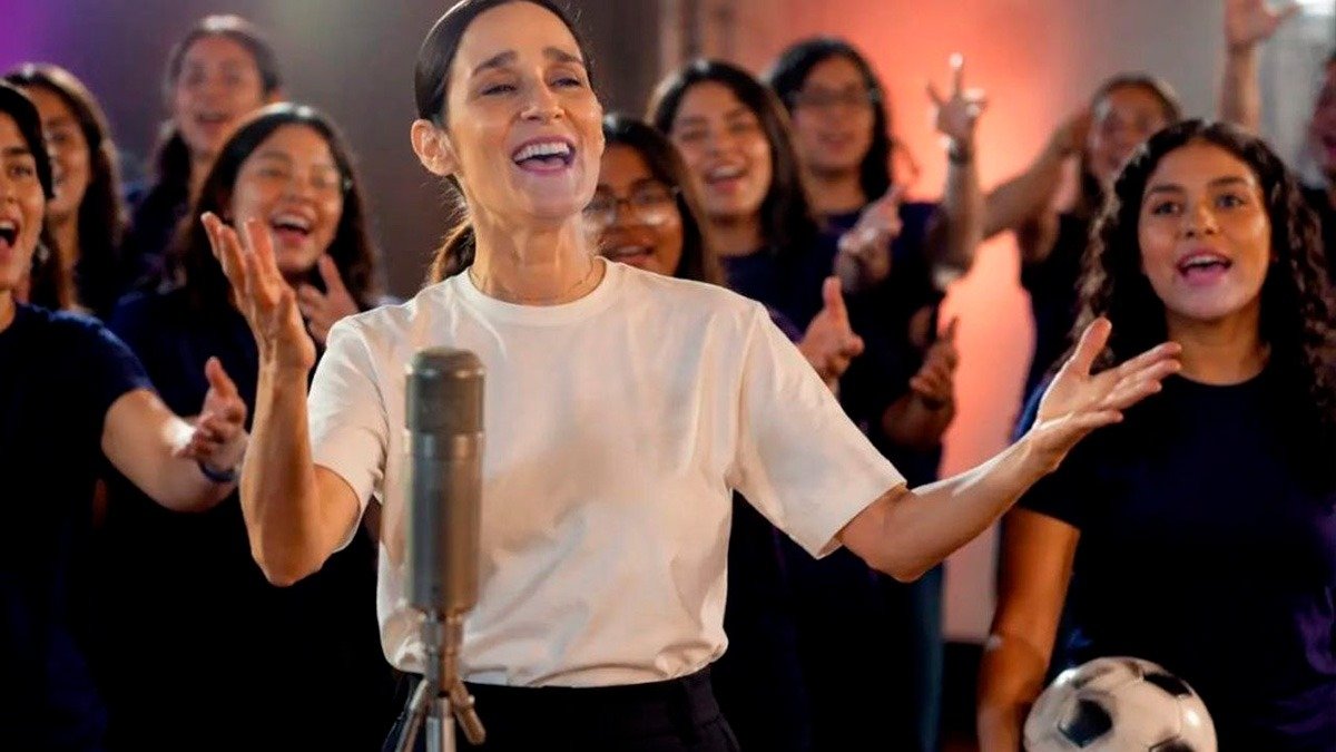 De Lupita TikTok a Belinda, la batalla por el himno del Mundial en México