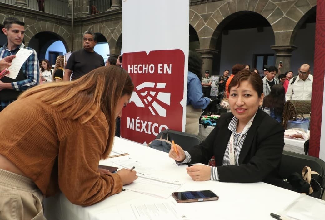 ¿Buscas chamba? ¡Puebla tiene más de mil vacantes esperándote!