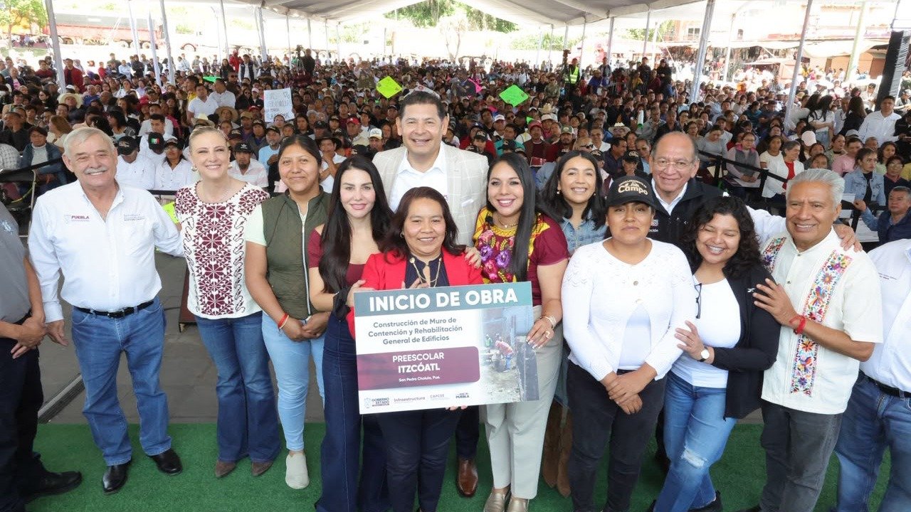 Del campo a los microchips: Armenta despliega apoyos, obras y tecnología por Puebla