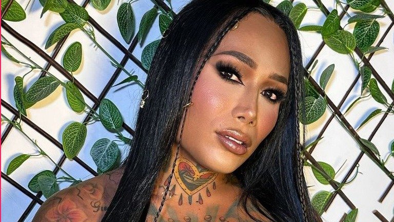 Karina Torres. De la red al espectáculo.