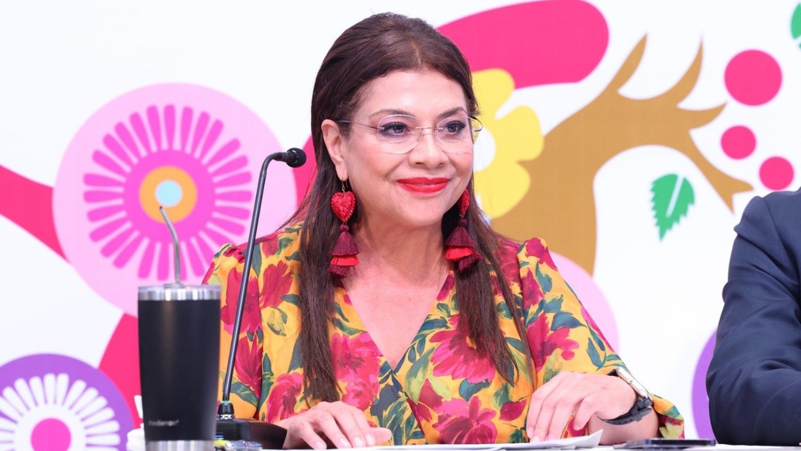 Clara Brugada, entre las mandatarias peor evaluadas en desempeño, seguridad y cercanía