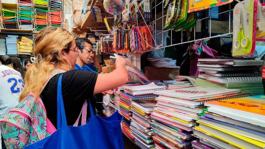 Ferias, compras o reciclaje  ¿Qué resulta mejor en el regreso a clases?