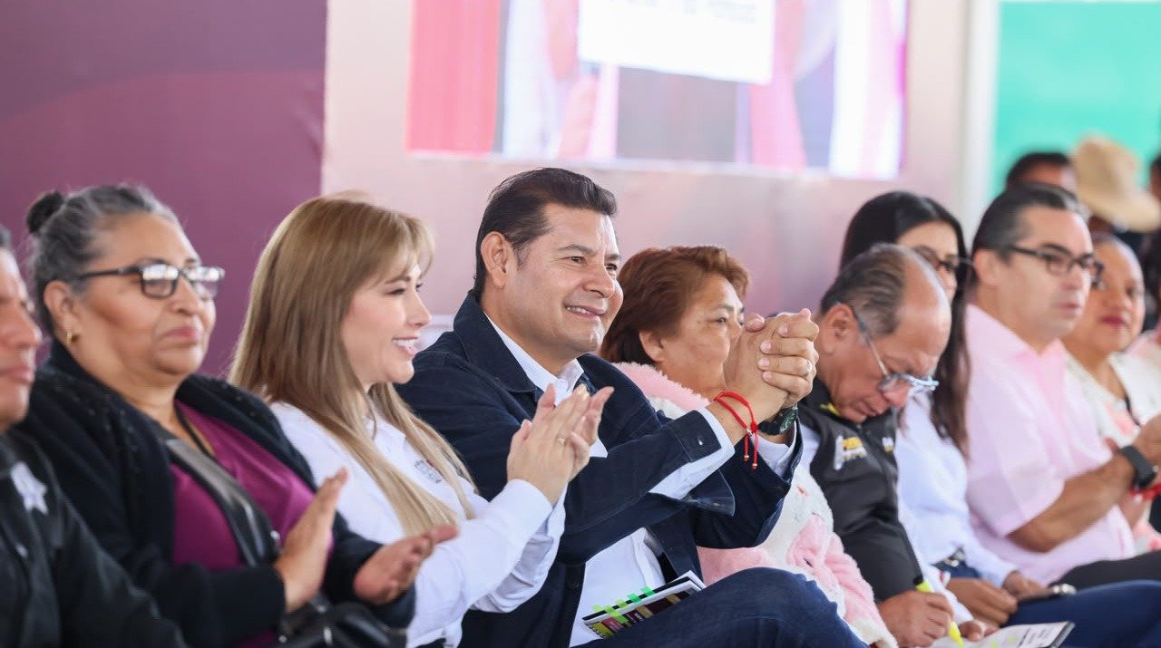“Visita a la Familia”, Alejandro Armenta alista apoyo para reencontrar a migrantes con sus seres queridos