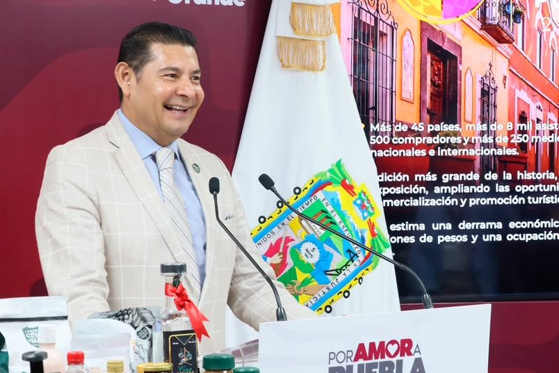 Puebla destaca como sede del ENARM en su 50 aniversario