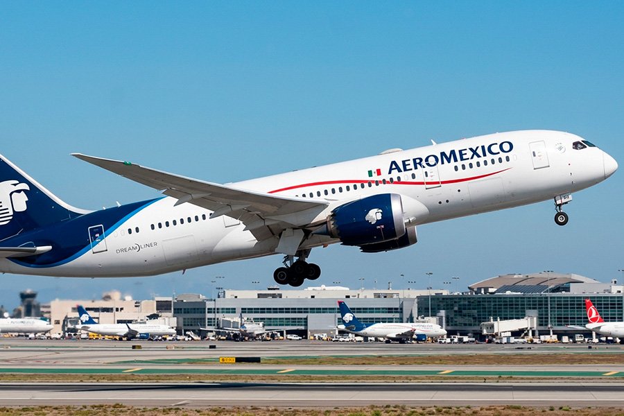 ¿Aeroméxico en la mira? Investigan filtración masiva de datos de pasajeros en Telegram 