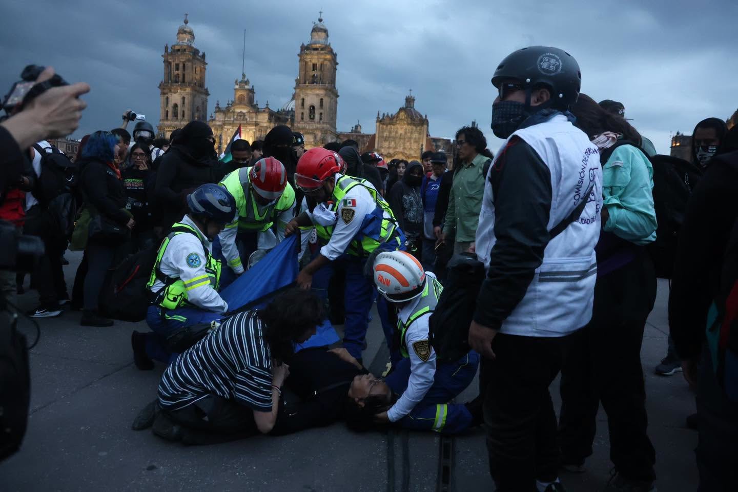 Lesionados y denuncias durante movilización por el 58 aniversario de Tlatelolco en CDMX 