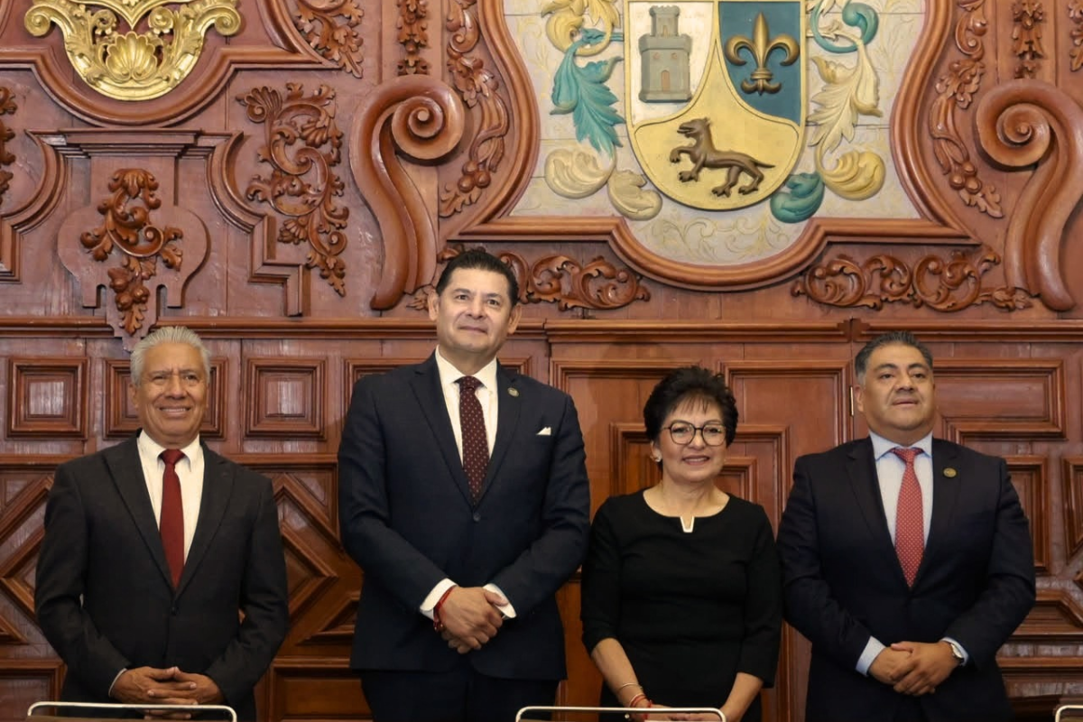 Gobierno estatal refrenda la autonomía de la BUAP