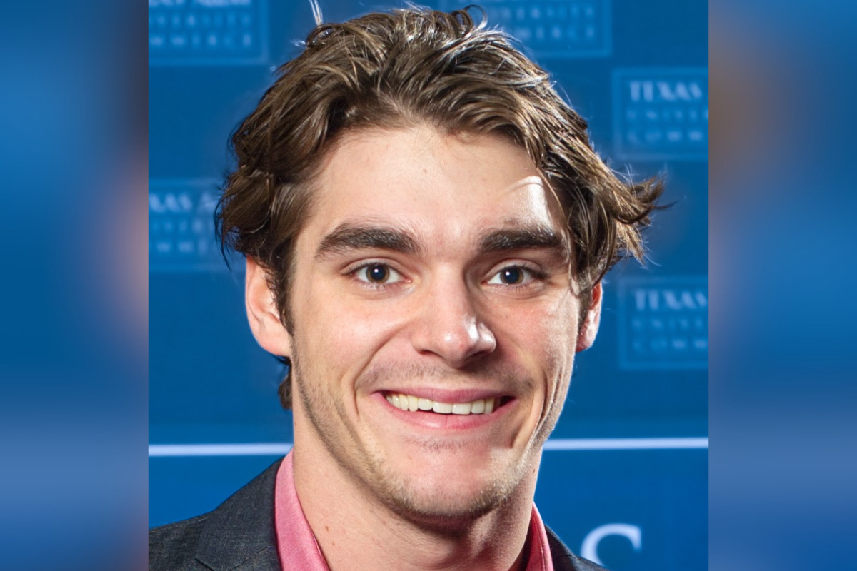 RJ Mitte, más allá de sus personajes 
