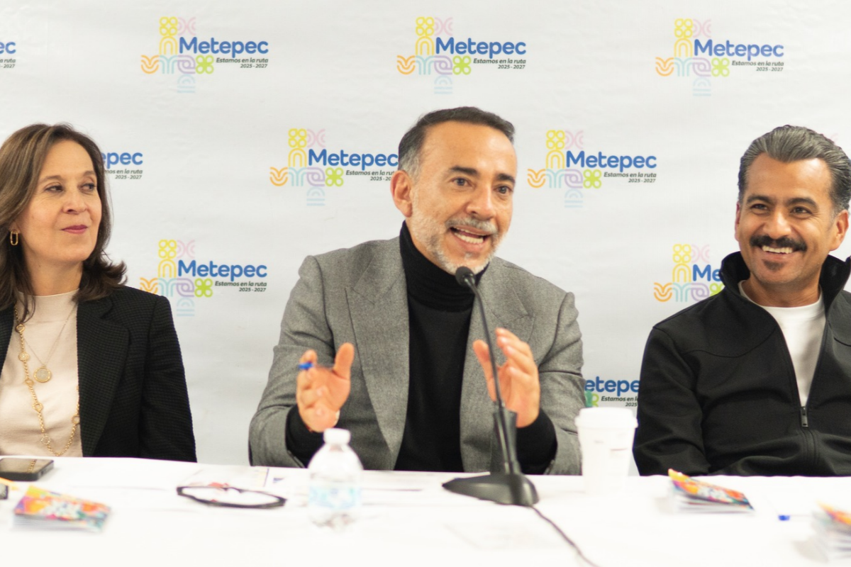 ¡El gobierno sale a las calles! Fernando Flores impulsa la atención directa en Metepec