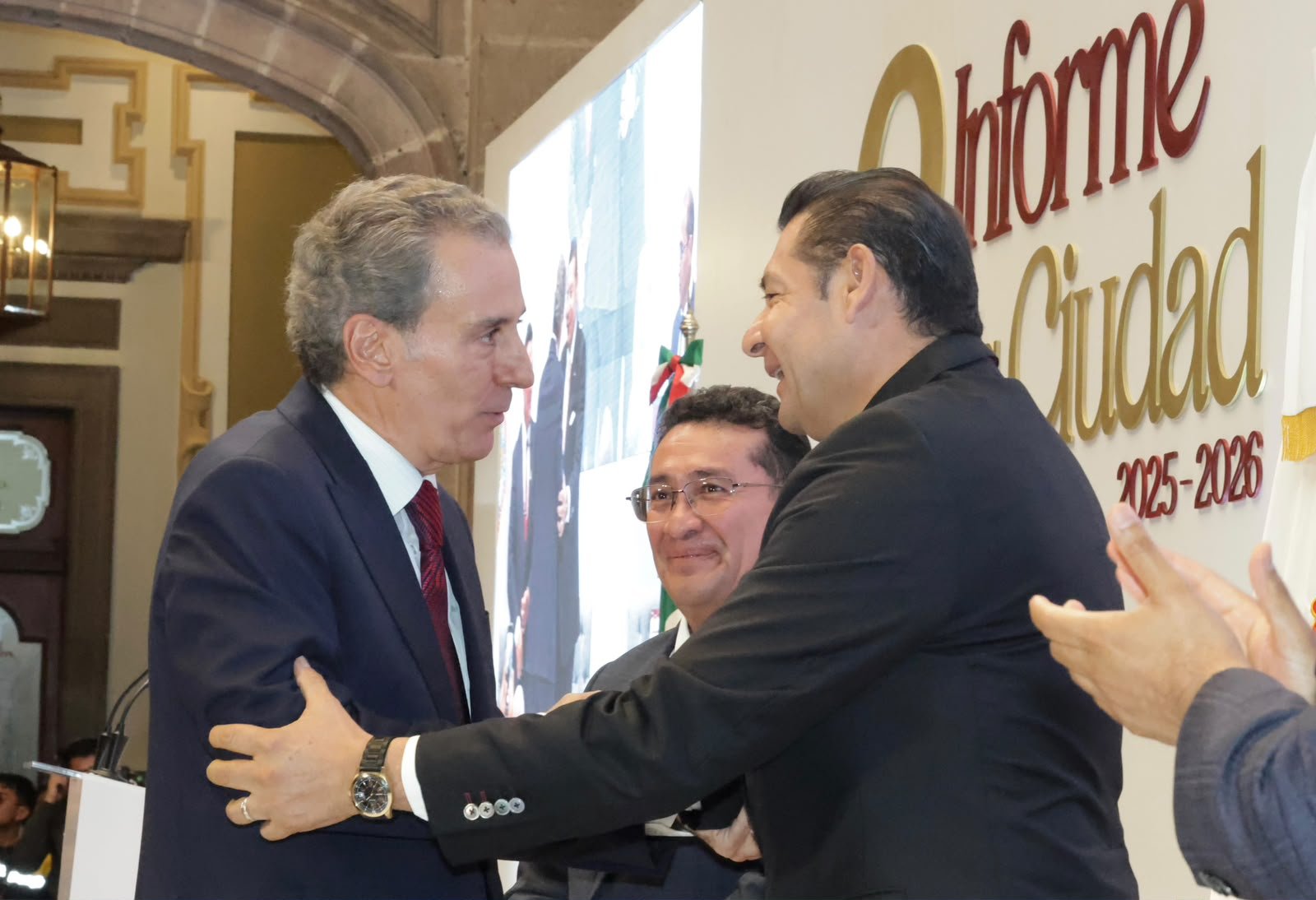 Alejandro Armenta apuesta por renovar Puebla con pavimentación y obras sociales